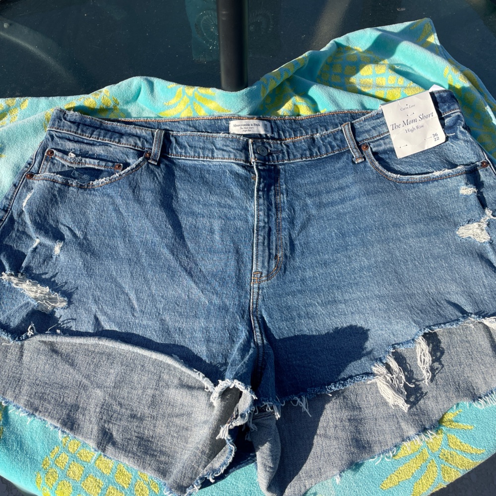 Abercrombie & Fitch Momcore Country High Rise Jean SZ 36/22 3 sold separately